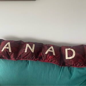 Team Canada Lululemon Quilted Scarf NWT